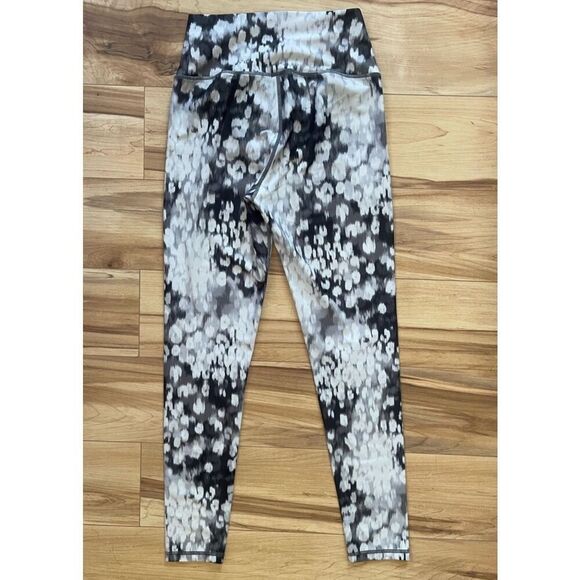 Aerie NWT size Small hi-rise 7/8 leggings - Picture 2 of 12